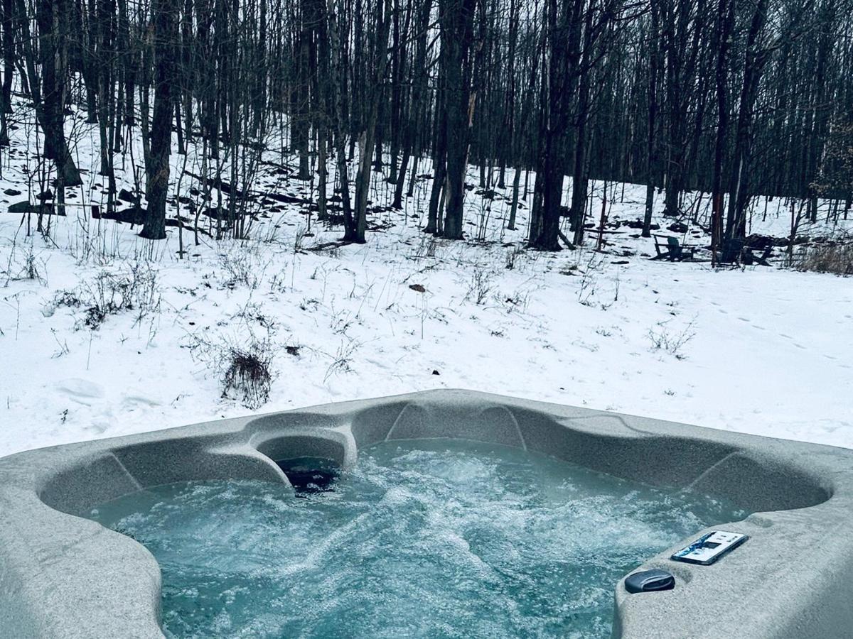 Cozy Cottage With Jacuzzi And Fire Pit And Reading Nook! Livingston Manor Luaran gambar