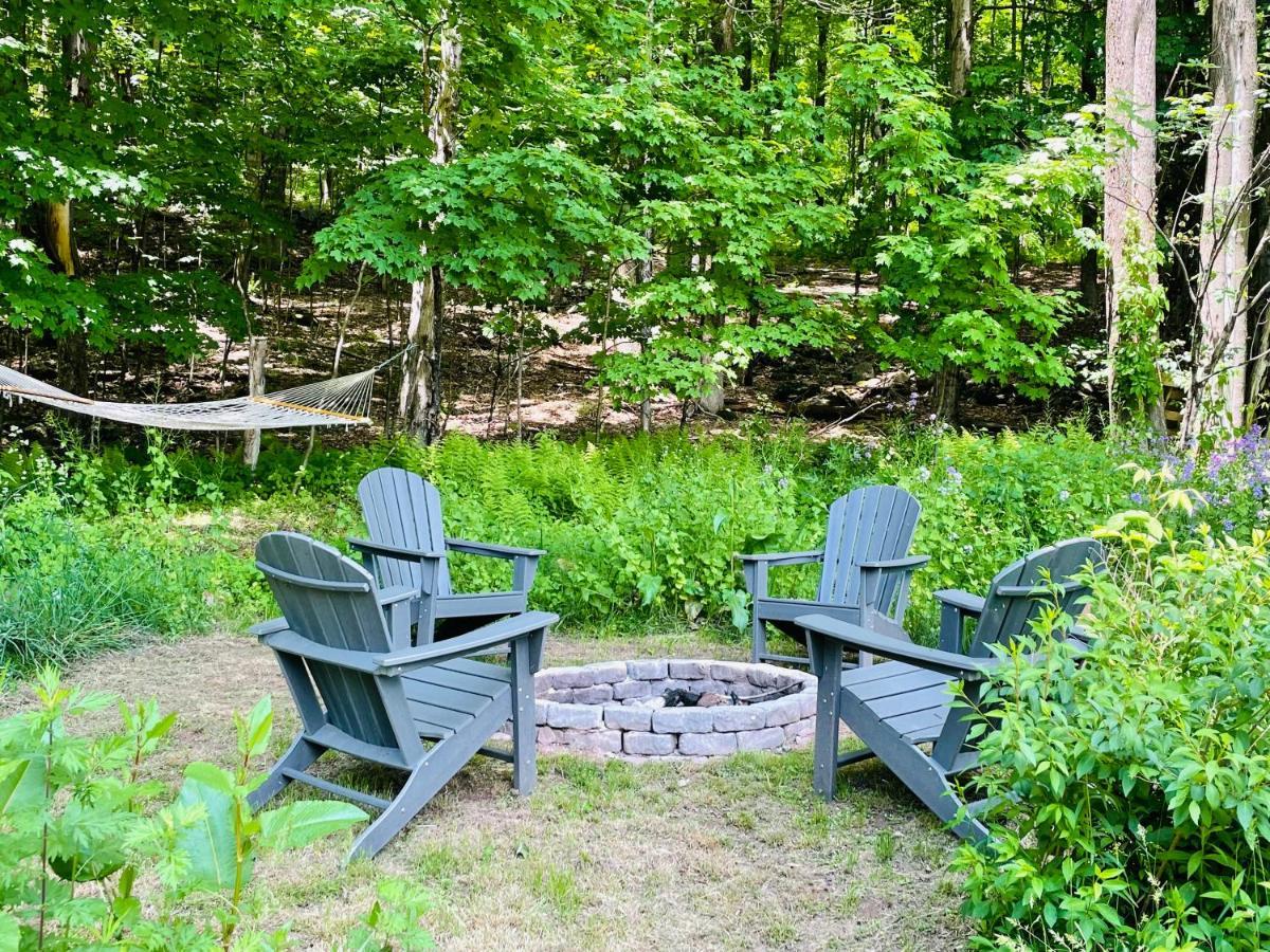 Cozy Cottage With Jacuzzi And Fire Pit And Reading Nook! Livingston Manor Luaran gambar